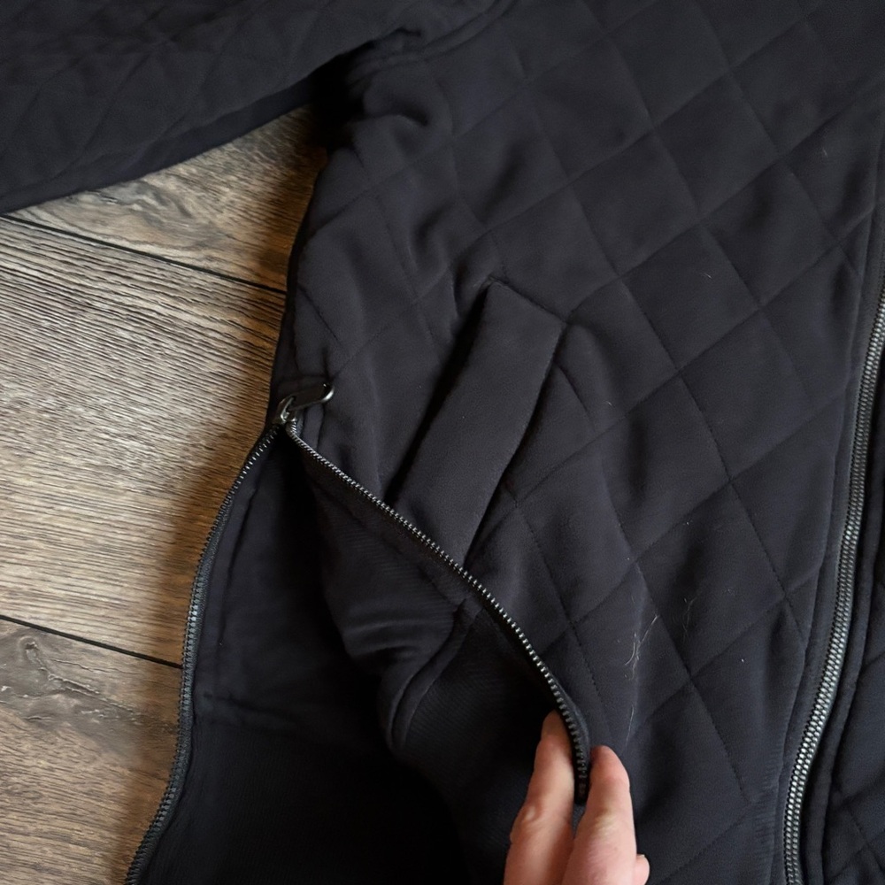 Athleta Retroplush Bomber Jacket Coat Black Pockets Zippers sz M style 464625 - Picture 7 of 16